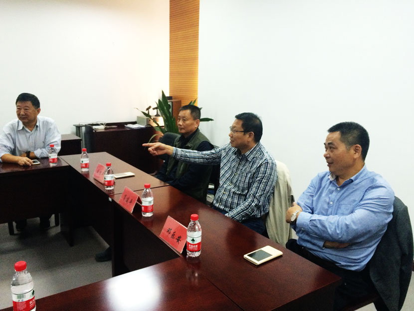 天桥起重新届董事会首选黄金城网站机电调研考察